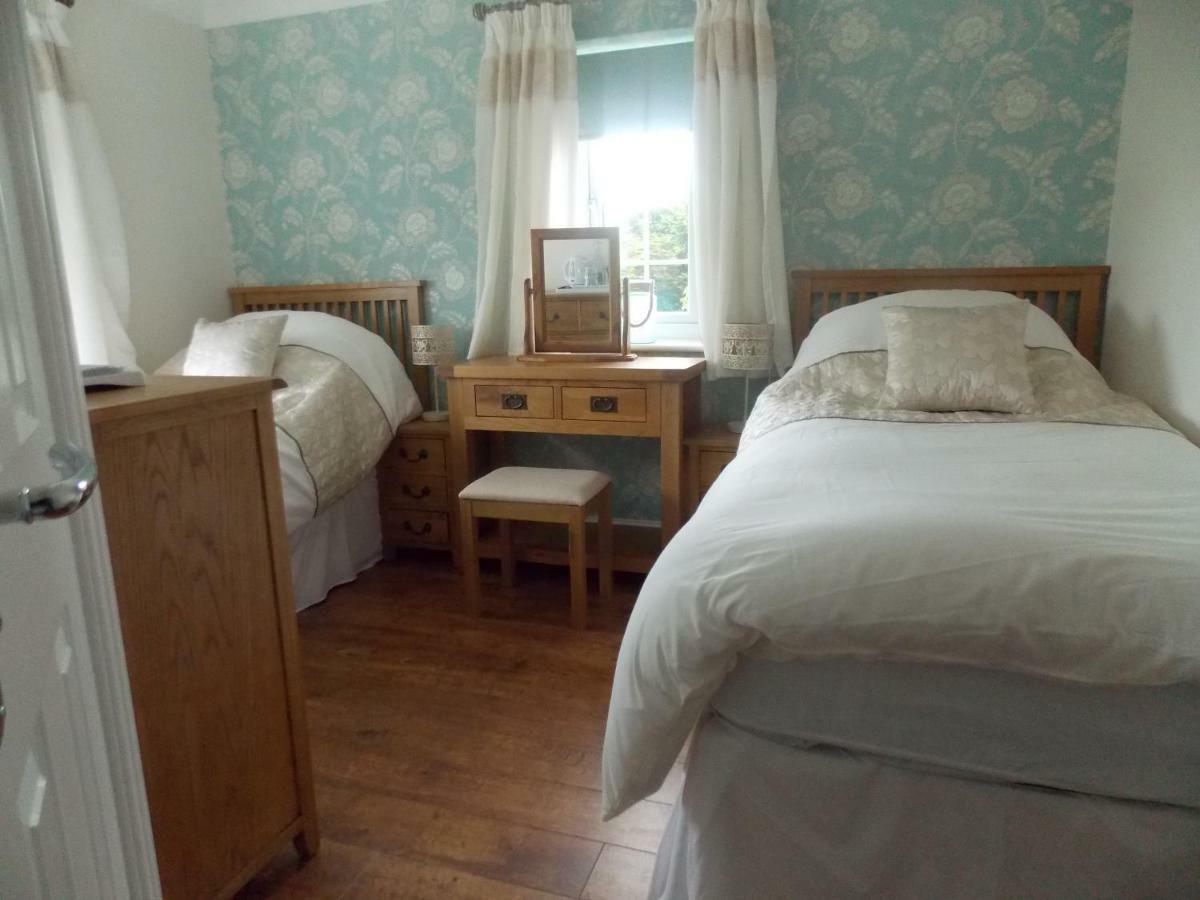Craig Eithin B & B Caergeiliog Экстерьер фото